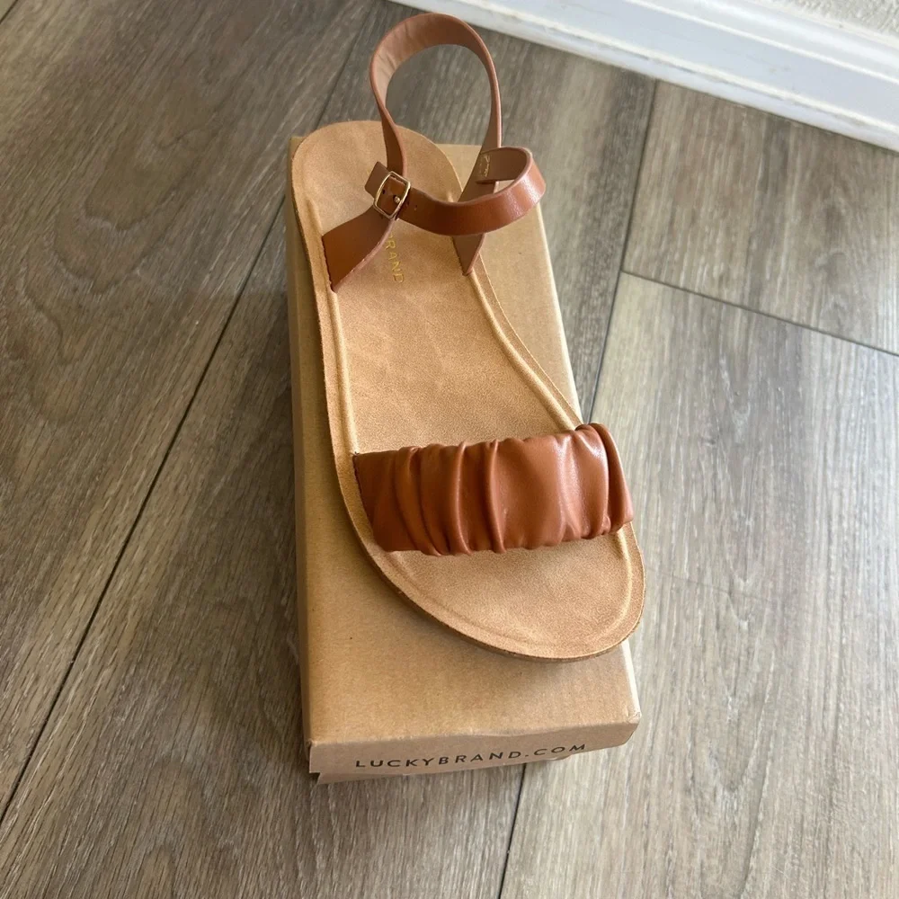 NEW Lucky Brand Grace Sandal